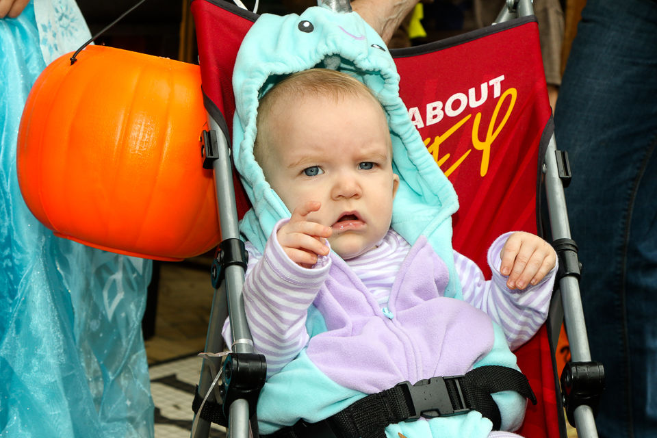 Halloween Trick or Treat Downtown Morganton 2019-9415.JPG